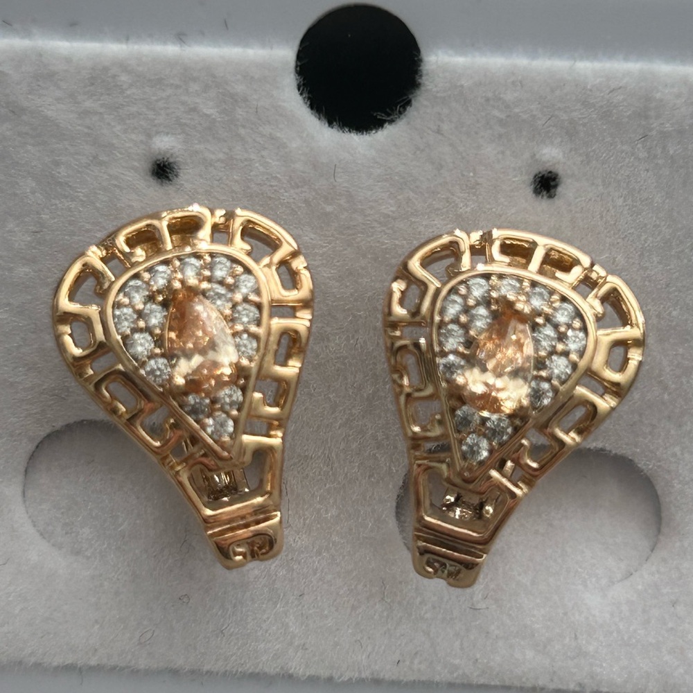 18K Gold Filled Peach CZ & Pavé Halo Statement Huggie Earrings – AAA CZ – NWOT
